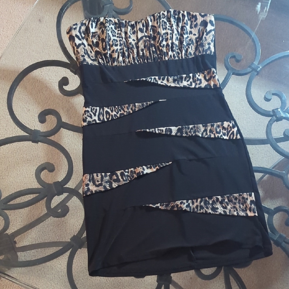 Leopard Print Strapless Dress